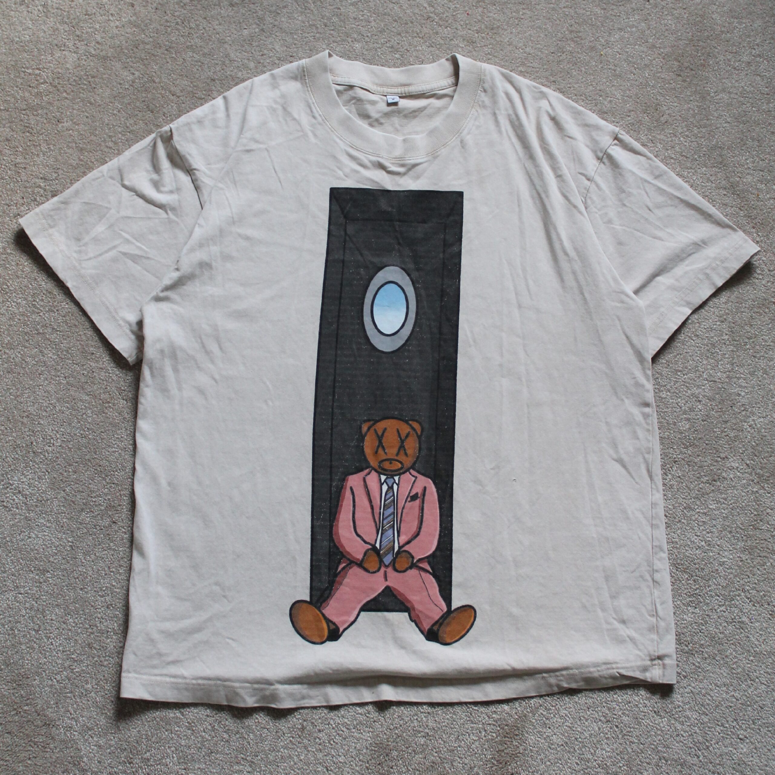 URSA Graphic Tee - Image 5